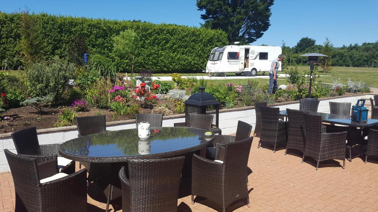 Elysian Fields Bed and breakfast 5*